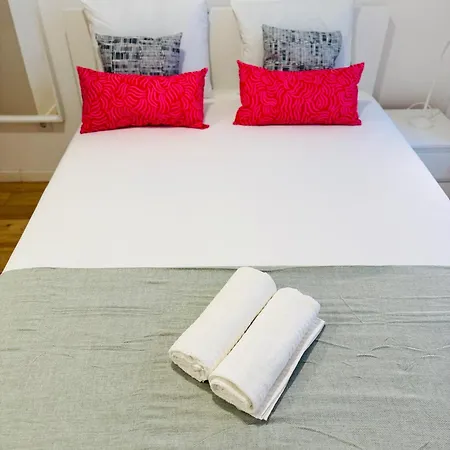 Travessa Do Meio * Lisbona